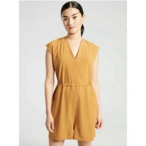 Athleta Marlow Romper One Piece Women’s Size S Surplice Drawstring Waist Pockets